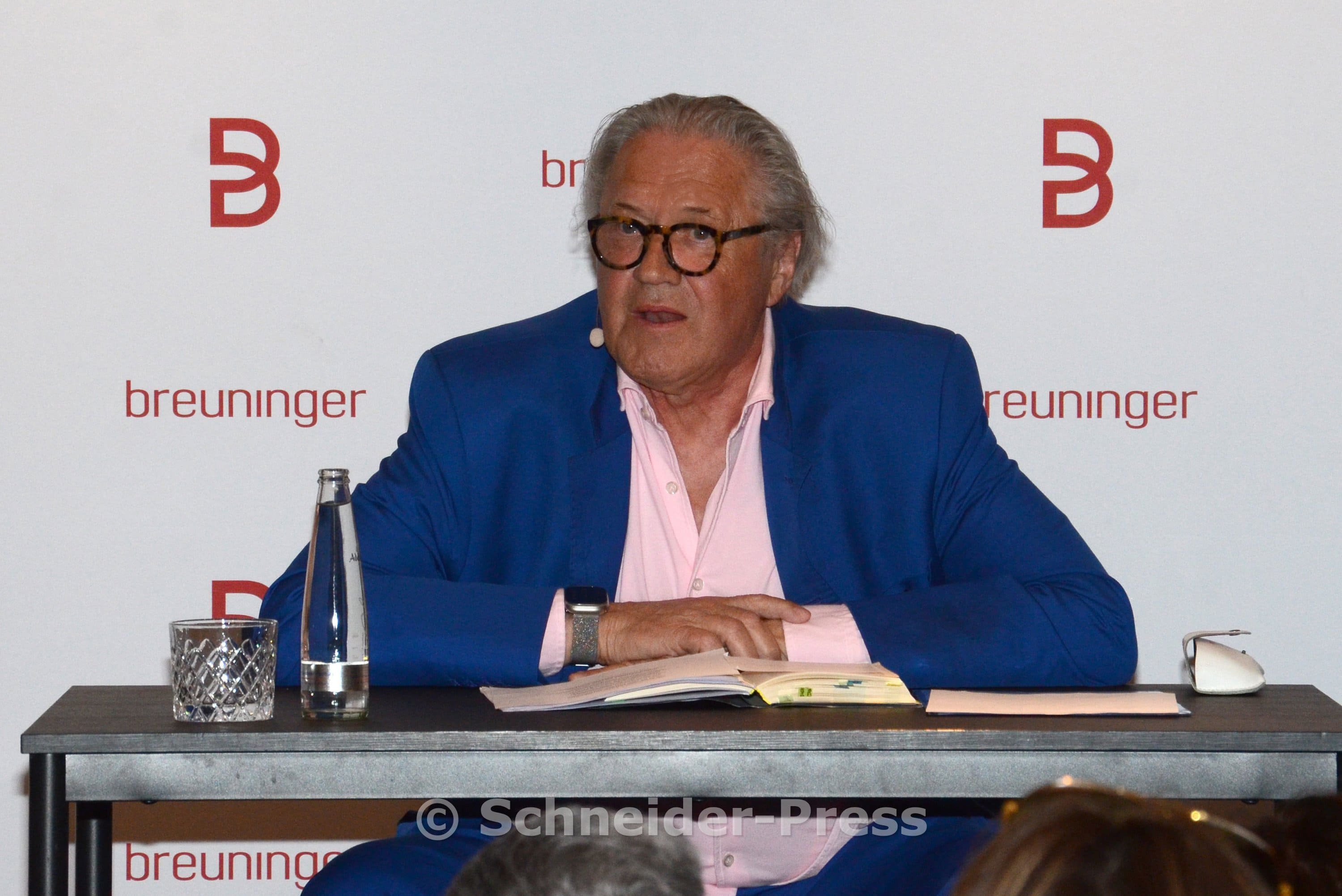 ASP_Breuninger_008 2-1